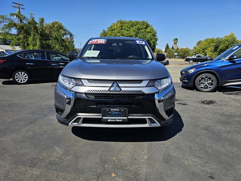 2020 Mitsubishi Outlander ES  
