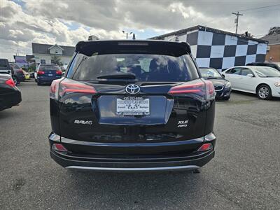 2017 Toyota RAV4 XLE   - Photo 9 - Everett, WA 98201