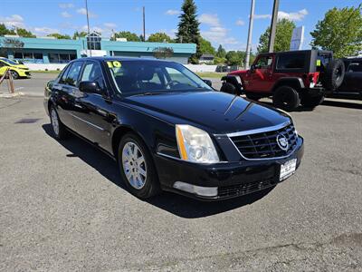 2010 Cadillac DTS Premium Collection   - Photo 1 - Everett, WA 98201