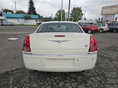 2010 Chrysler 300 C HEMI   - Photo 9 - Everett, WA 98201