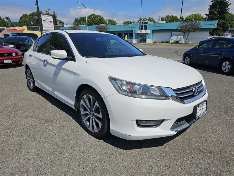 2014 Honda Accord Sport   - Photo 1 - Everett, WA 98201
