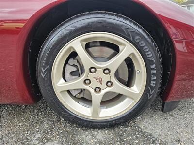 2003 Chevrolet Corvette   - Photo 12 - Everett, WA 98201