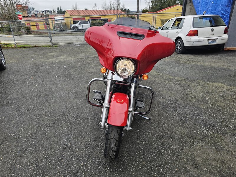 2023 Harley-Davidson Street Glide - Photo 2 - Everett, WA 98201