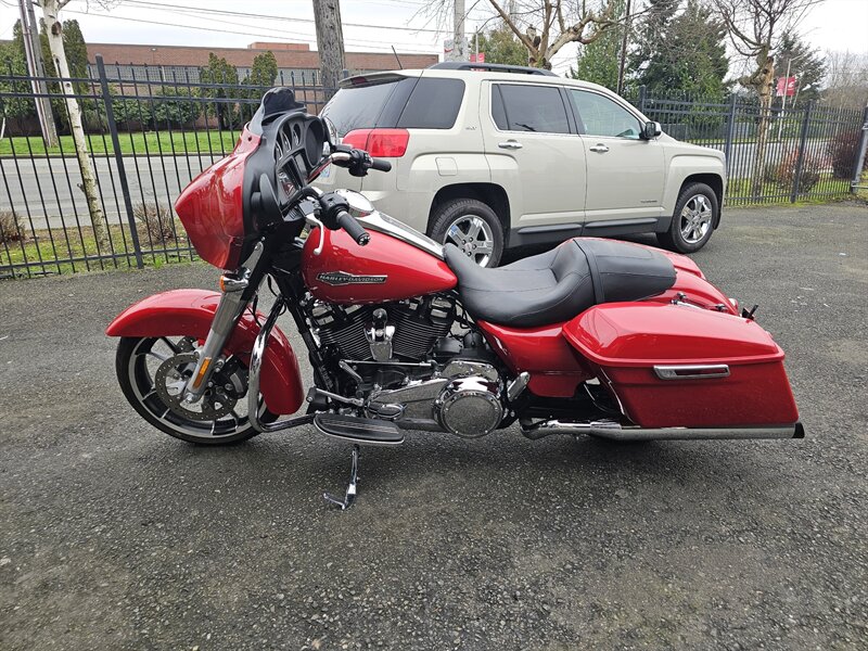 2023 Harley-Davidson Street Glide - Photo 4 - Everett, WA 98201