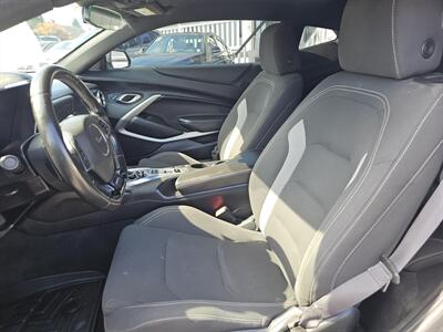 2017 Chevrolet Camaro LT - Photo 4 - Everett, WA 98201