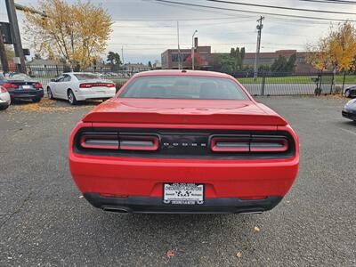 2020 Dodge Challenger SXT   - Photo 9 - Everett, WA 98201