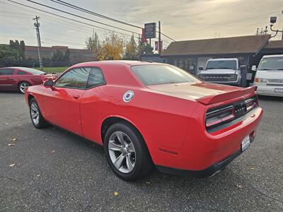2020 Dodge Challenger SXT   - Photo 8 - Everett, WA 98201