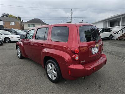 2011 Chevrolet HHR LT   - Photo 8 - Everett, WA 98201