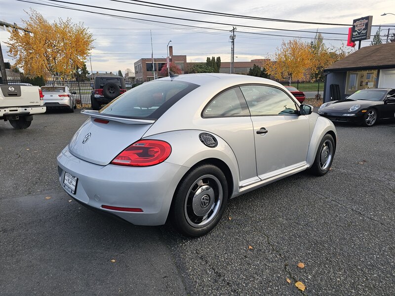 2015 Volkswagen Beetle-Classic 1.8T Classic PZEV - Photo 10 - Everett, WA 98201