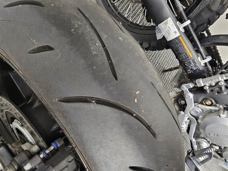 2021 HONDA CBR650 - Photo 11 - Everett, WA 98201