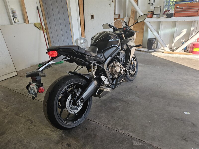 2021 HONDA CBR650 - Photo 8 - Everett, WA 98201