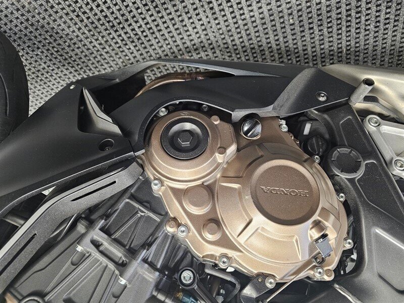 2021 HONDA CBR650 - Photo 12 - Everett, WA 98201