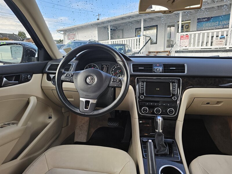 2014 Volkswagen Passat 2.0L TDI SEL Premium - Photo 6 - Everett, WA 98201