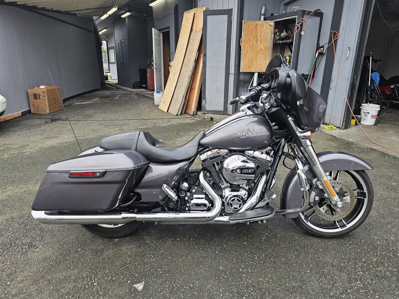 2014 Harley-Davidson Street Glide - Photo 8 - Everett, WA 98201