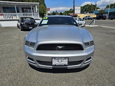 2013 Ford Mustang V6 Premium - Photo 2 - Everett, WA 98201