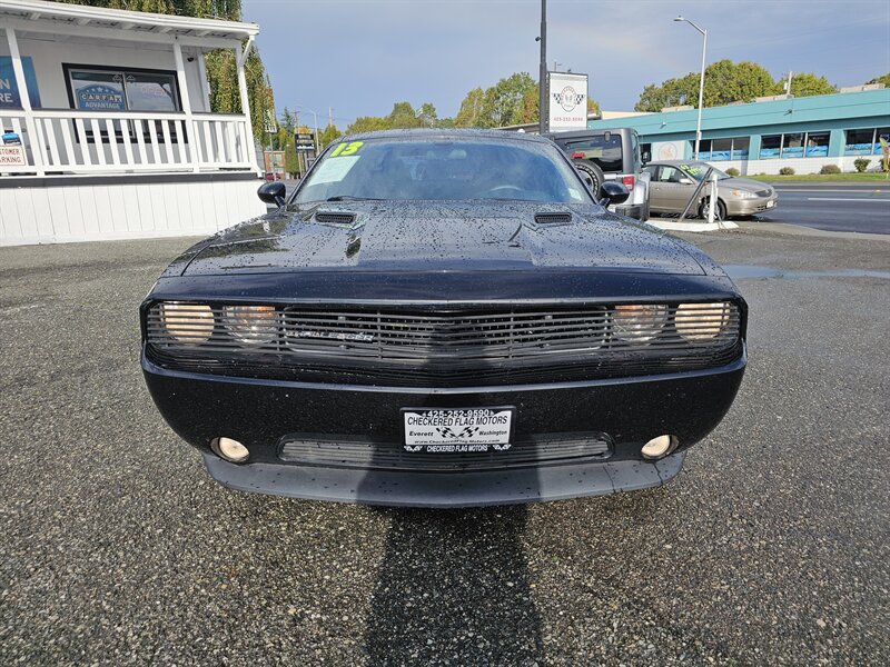 2013 Dodge Challenger SXT - Photo 2 - Everett, WA 98201