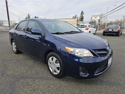 2011 Toyota Corolla LE Sedan