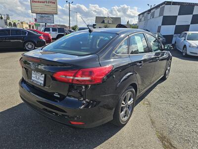 2016 Ford Focus SE   - Photo 10 - Everett, WA 98201