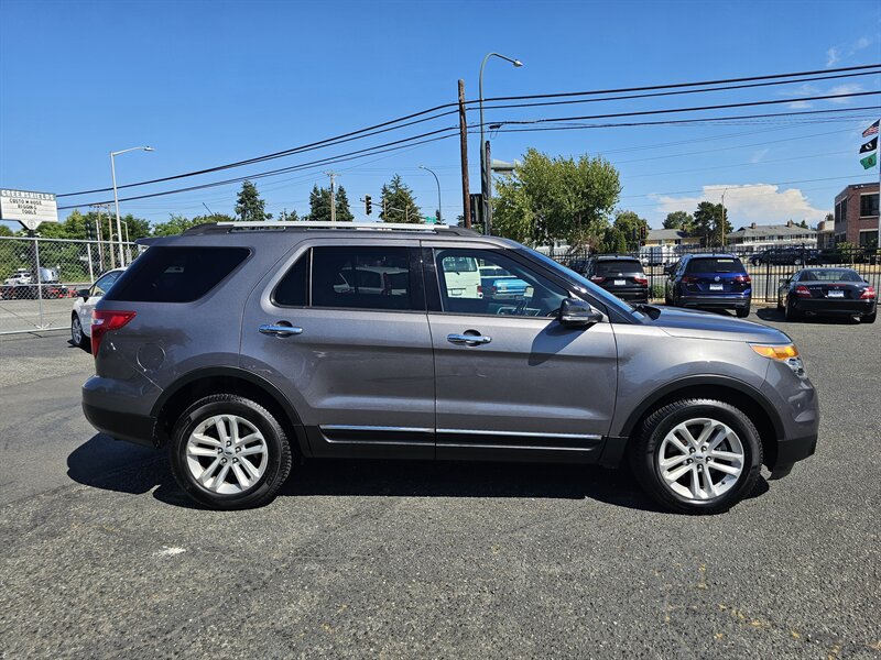 2013 Ford Explorer XLT - Photo 12 - Everett, WA 98201