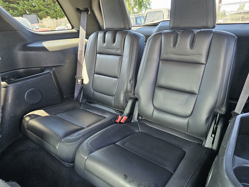 2013 Ford Explorer XLT - Photo 6 - Everett, WA 98201