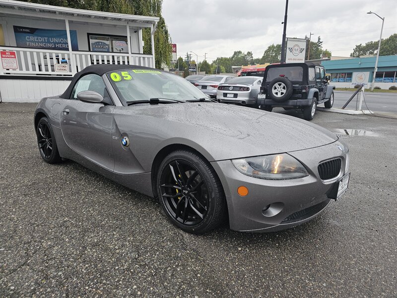 2005 BMW Z4 2.5i   - Photo 1 - Everett, WA 98201