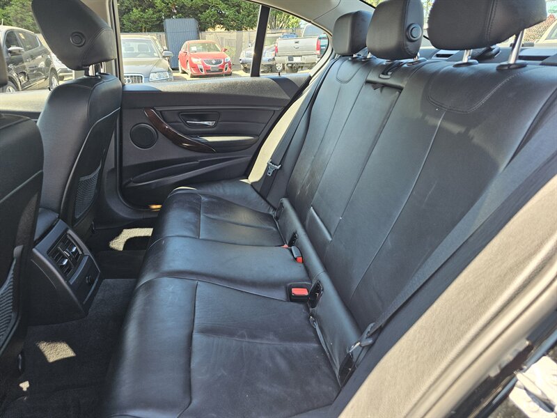 2013 BMW 3 Series 328i xDrive - Photo 5 - Everett, WA 98201