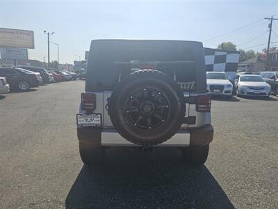 2013 Jeep Wrangler Unlimited Sahara   - Photo 9 - Everett, WA 98201