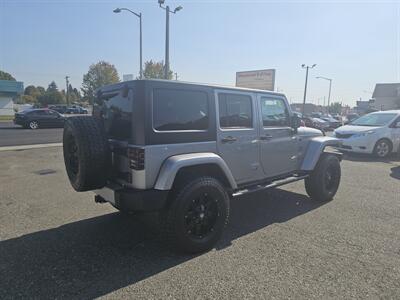 2013 Jeep Wrangler Unlimited Sahara   - Photo 10 - Everett, WA 98201