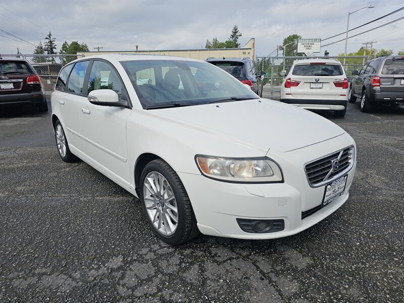 2010 Volvo V50 2.4i