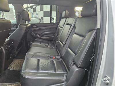 2018 Chevrolet Suburban LT - Photo 5 - Everett, WA 98201