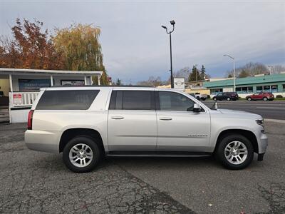 2018 Chevrolet Suburban LT - Photo 12 - Everett, WA 98201