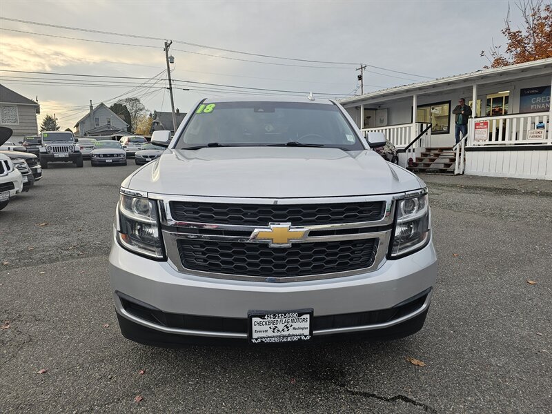2018 Chevrolet Suburban LT - Photo 2 - Everett, WA 98201