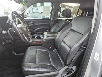 2018 Chevrolet Suburban LT - Photo 4 - Everett, WA 98201