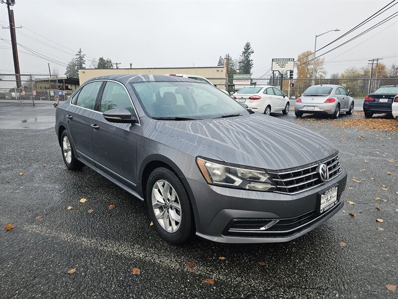 2016 Volkswagen Passat 1.8T S  