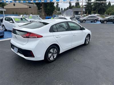 2019 Hyundai IONIQ Hybrid Blue   - Photo 4 - Vancouver, WA 98686