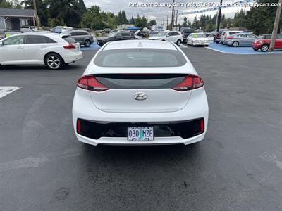 2019 Hyundai IONIQ Hybrid Blue   - Photo 3 - Vancouver, WA 98686