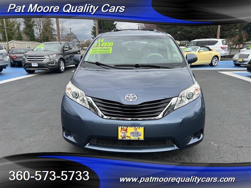 2014 Toyota Sienna LE 8-Passenger - Photo 7 - Vancouver, WA 98686