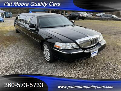 2006 Lincoln Town Car Executive Sedan