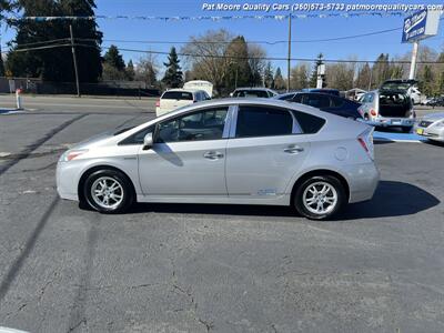 2010 Toyota Prius I (**One Owner**) Low Miles Great MPG Value   - Photo 6 - Vancouver, WA 98686