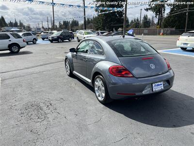 2012 Volkswagen Beetle-Classic 2.5L PZEV (**One Owner**) Xtra Low Miles Loaded Pr   - Photo 2 - Vancouver, WA 98686
