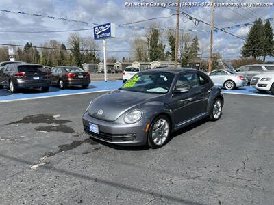 2012 Volkswagen Beetle-Classic 2.5L PZEV (**One Owner**) Xtra Low Miles Loaded Pr   - Photo 1 - Vancouver, WA 98686