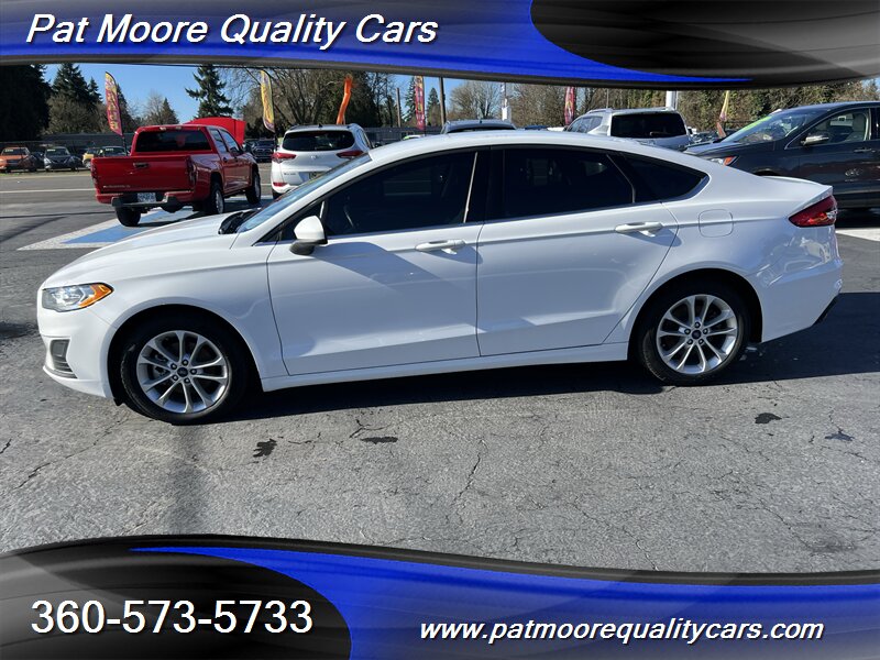 2020 Ford Fusion Hybrid SE  