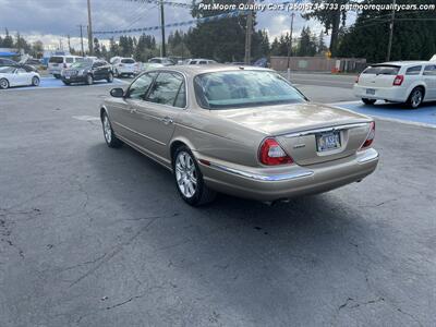 2005 Jaguar XJ8 Loaded Luxury Backed by Ford Beautiful   - Photo 3 - Vancouver, WA 98686