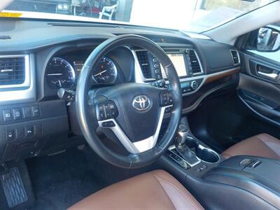 2018 Toyota Highlander Limited Platinum   - Photo 9 - Cottonwood, AZ 86326