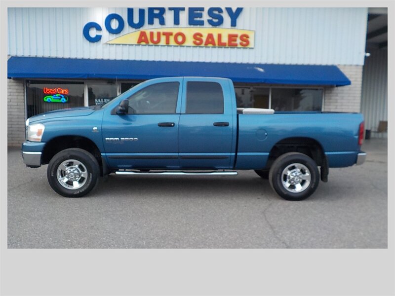 2006 Dodge Ram 2500 SLT - Photo 3 - Cottonwood, AZ 86326