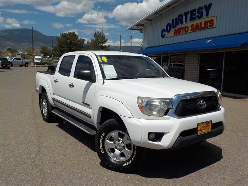 2014 Toyota Tacoma PreRunner V6 - Photo 13 - Cottonwood, AZ 86326