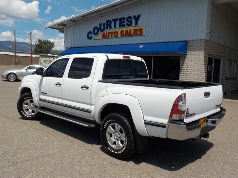2014 Toyota Tacoma PreRunner V6 - Photo 5 - Cottonwood, AZ 86326