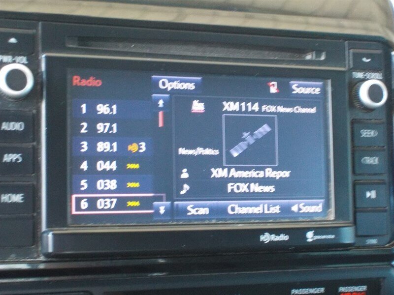 2014 Toyota Tacoma PreRunner V6 - Photo 8 - Cottonwood, AZ 86326