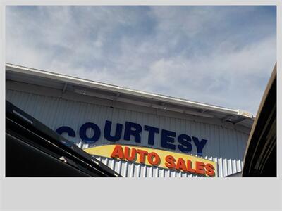 2016 GMC Acadia Denali   - Photo 10 - Cottonwood, AZ 86326