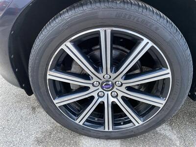 2017 Volvo XC60 T6 Inscription   - Photo 10 - Morgantown, WV 26505